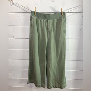 💚 COLUMBIA • Relaxed Cropped Pants • Size M